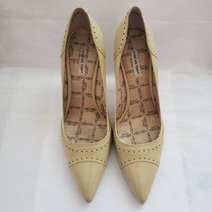 Jones New York Beige Patent Leather Pumps Pointed Toe Nude Heels 7M